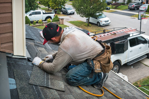 Professional Gutter Repair And Installation technician working in Maine, WI